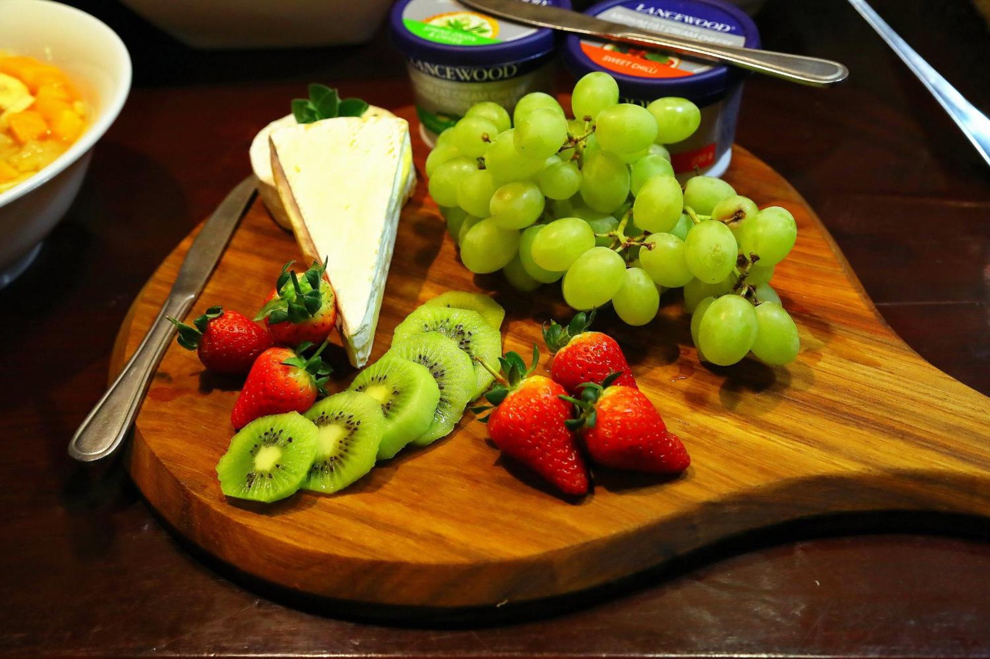 Cest Si Bon Hotel โอชิวารองโก ภายนอก รูปภาพ