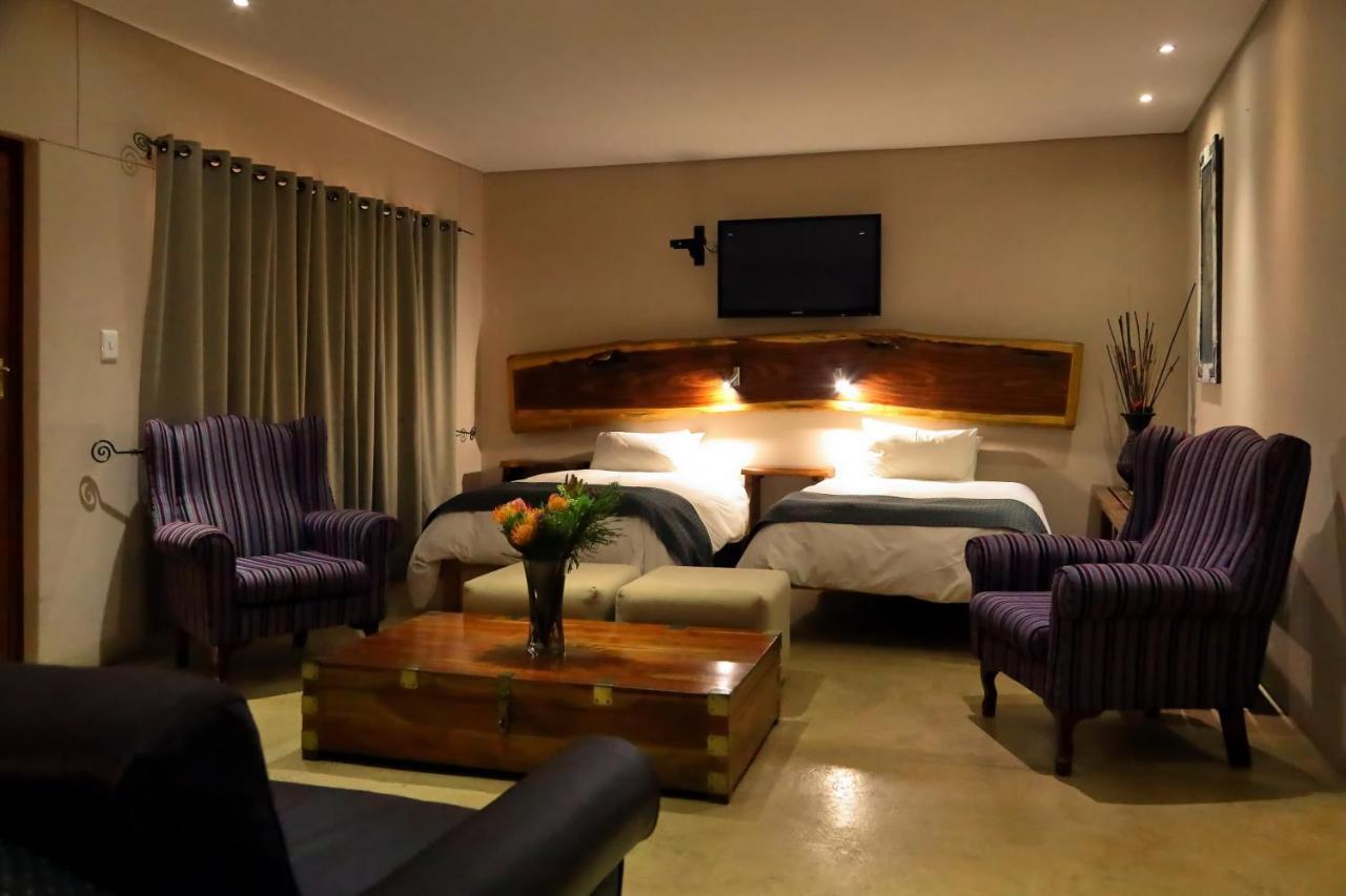 Cest Si Bon Hotel โอชิวารองโก ภายนอก รูปภาพ